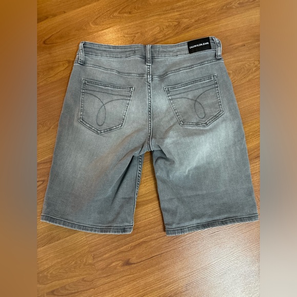 CALVEIN KLEIN Black Faded Jean Shorts - Picture 3 of 6